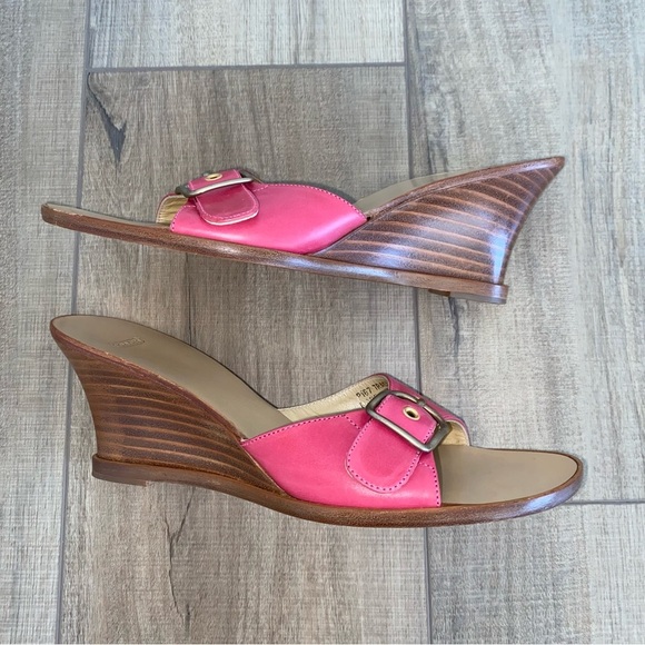Coach Women's Traci Kerala Calf Fuchsia Pink Leather Wedge Sandals 8 Slides Y2K - Picture 3 of 9